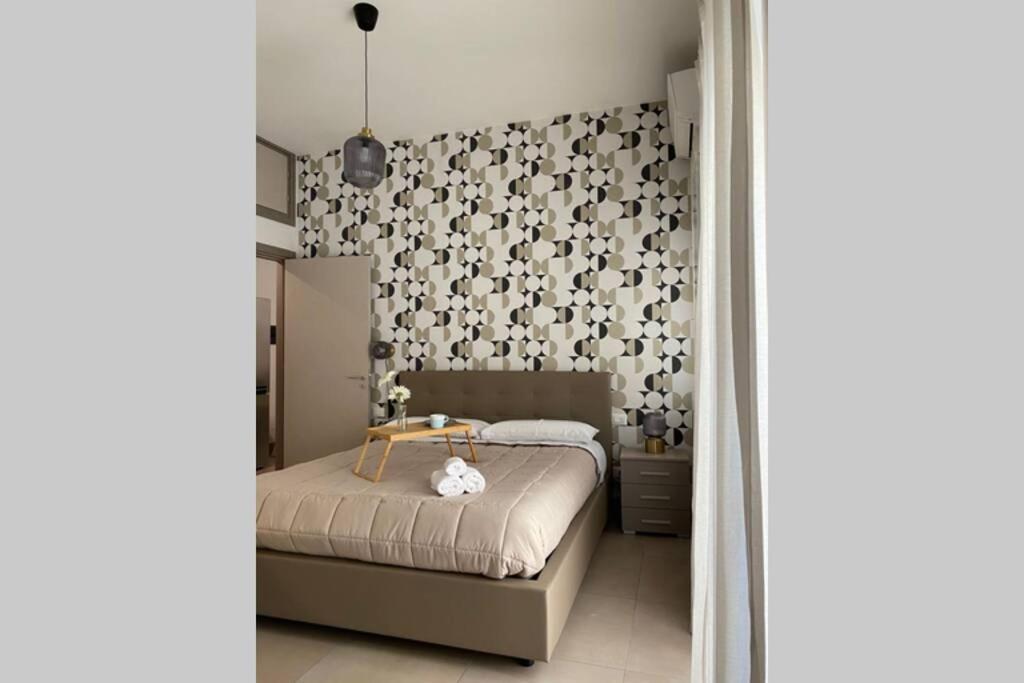 B&B Piano1 Interno5 - Accogliente E Moderno Bilocale Vicino Al Centro Salerno Eksteriør bilde